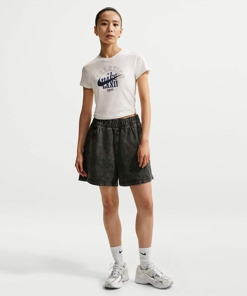 NIKE(ナイキ)の「ナイキ スポーツウェア チル ニット ウィメンズ スリム クロップド Tシャツ / Nike Sportswear Chill Knit Women's Slim Cropped T-Shirt IR7841-133 Sail(Tシャツ/カットソー・レディース・クリーム・XS/XL/S/M/L)」の4枚目の写真