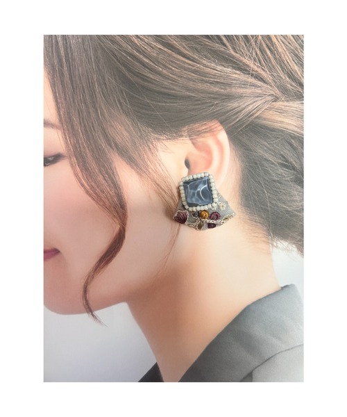 tone（トーン）の「【Lily accessory】インド刺繡イヤリング(MA)（イヤリング・レディース・ブルー・FREE）」の3枚目の写真