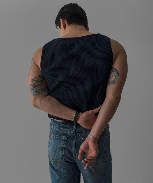 BOWLOW PRODUCT（バウロープロダクト）の「リブニットノースリーブ[ネイビー]（Tシャツ/カットソー・メンズ・その他・MEDIUM/LARGE）」の4枚目の写真