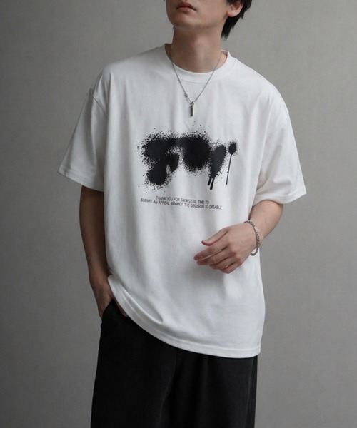 NILWAY(ニルウェイ)の「高密度編み TC度詰め天竺 モード古着風 アソートプリントTシャツ(Tシャツ/カットソー・メンズ・ホワイト/ネイビー系1/グレー系1/ブラック系1/ブラウン/ホワイト系4/ブラック系/イエロー/グレー/ネイビー系/グレー系/ホワイト系3/ネイビー系2/ブラック系2/ホワイト系/ブラック/ホワイト系1/ホワイト系2/グレー系3/グレー系4/ブラウン系/ネイビー系3・MEDIUM/LARGE)」の5枚目の写真