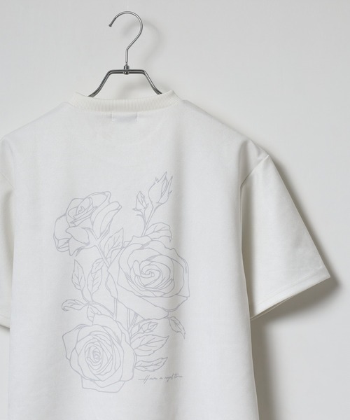 FUNALIVE(ファンアライブ)の「スウェードタッチダンボール 花柄Tシャツ 半袖(Tシャツ/カットソー・メンズ・オフホワイト/ブラック・M/L)」の1枚目の写真