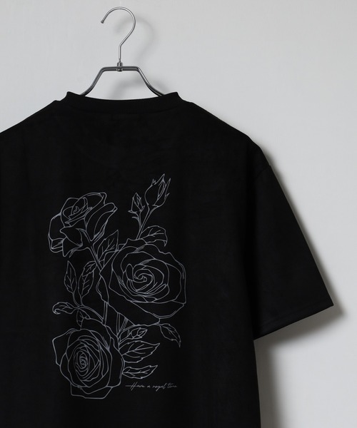 FUNALIVE(ファンアライブ)の「スウェードタッチダンボール 花柄Tシャツ 半袖(Tシャツ/カットソー・メンズ・オフホワイト/ブラック・M/L)」の2枚目の写真