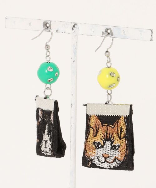 tone（トーン）の「【eto】猫 アシメ タッセルピアス(MA)（ピアス（両耳用）・レディース・その他1・FREE）」の2枚目の写真