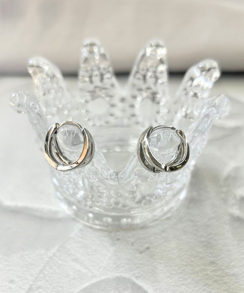 DiamondHearts(ダイヤモンドハーツ)の「ダブルライン シルバー フープピアス(ピアス(両耳用)・メンズ・シルバー/シルバー系その他・FREE)」の7枚目の写真