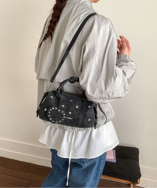 LA VORAGINE(ラ ヴォラジネ)の「ハート&星スター 2way ボストンバッグ レディース ブラック カジュアル 可愛い(ショルダーバッグ・レディース・ダークブラウン/ベージュ/ブラック・FREE)」の19枚目の写真