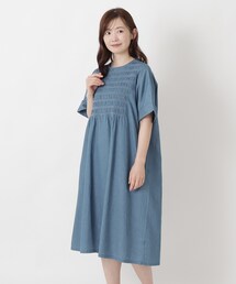 スモッキング 刺繍入りデニムワンピース
