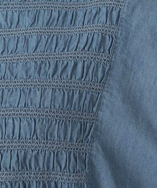 one'sterrace(ワンズテラス)の「スモッキング 刺繍入りデニムワンピース(ワンピース・レディース・ネイビー系5/ブルー系その他7/ブラック系8・02)」の15枚目の写真