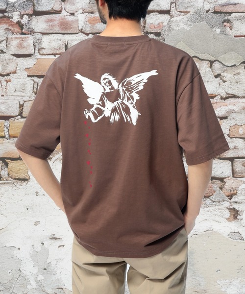 BRANDALISED(ブランダライズド)の「BRANDALISED (ブランダライズド) Tシャツ 半袖 バンクシー カットソー Angel Herats BR26SU05D12 バックプリント メンズ レディース(Tシャツ/カットソー・メンズ・ホワイト/ブラック/ブラウン・LL/L/M)」の3枚目の写真