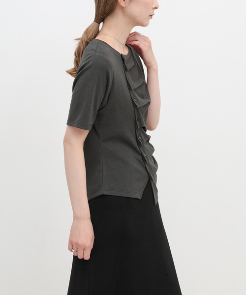 select MOCA(セレクトモカ)の「アシメボタンデザイントップス(Tシャツ/カットソー・レディース・ホワイト/グレー/ブラック・FREE)」の8枚目の写真