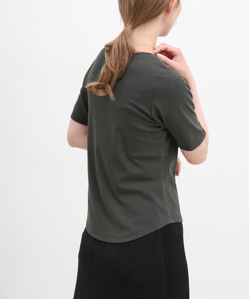 select MOCA(セレクトモカ)の「アシメボタンデザイントップス(Tシャツ/カットソー・レディース・ホワイト/グレー/ブラック・FREE)」の13枚目の写真