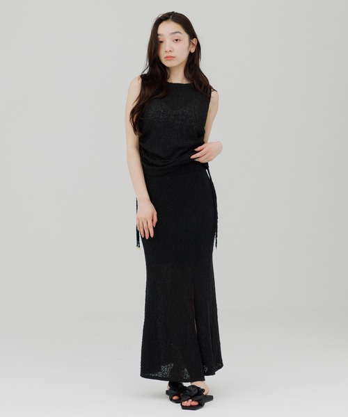SENEE(セニー)の「soft knit slit long skirt(ソフトニットスリットロングスカート)(スカート・レディース・アイボリー/サンドベージュ/ブラック・MEDIUM/SMALL)」の5枚目の写真