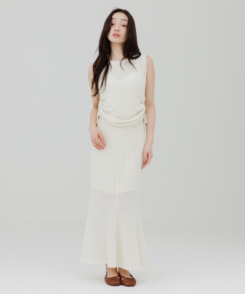 SENEE(セニー)の「soft knit slit long skirt(ソフトニットスリットロングスカート)(スカート・レディース・アイボリー/サンドベージュ/ブラック・MEDIUM/SMALL)」の18枚目の写真