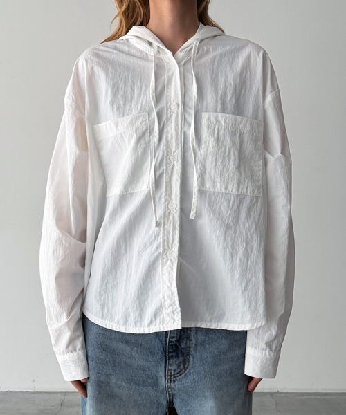 CANAL JEAN(キャナルジーン)の「El mar ナイロンパーカーシャツ(シャツ/ブラウス・レディース・ネイビー/ホワイト・ONE SIZE)」の7枚目の写真
