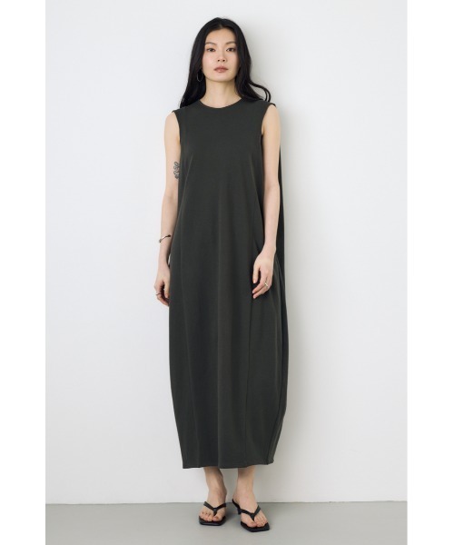 AZUL by moussy（アズールバイマウジー）の「【身長/骨格別着用画像あり】オーバルカットワンピース　春服　夏服　ノースリーブ（ワンピース・レディース・ライトブラック/ライム/ブラウン・SMALL/MEDIUM）」の4枚目の写真