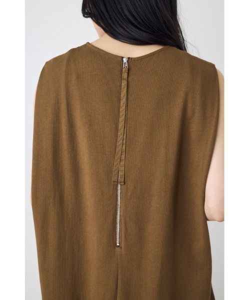 AZUL by moussy（アズールバイマウジー）の「【身長/骨格別着用画像あり】オーバルカットワンピース　春服　夏服　ノースリーブ（ワンピース・レディース・ライトブラック/ライム/ブラウン・SMALL/MEDIUM）」の20枚目の写真