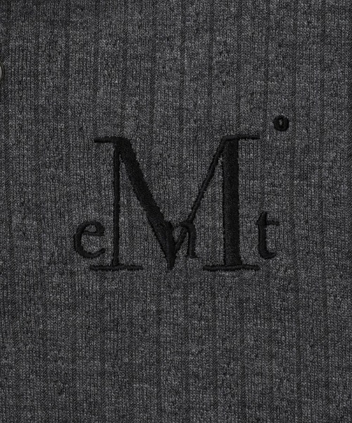 MUCENT（ムセント）の「A'GEM/9 × .kom 『MUCENT/ムセント』AMANE PUNCHING EYELET REGLAN HALF HOOD T/AMANE パンチング アイレット ラグラン フード付き半袖Tシャツ（Tシャツ/カットソー・レディース・チャコールグレー/ブラック・FREE）」の4枚目の写真