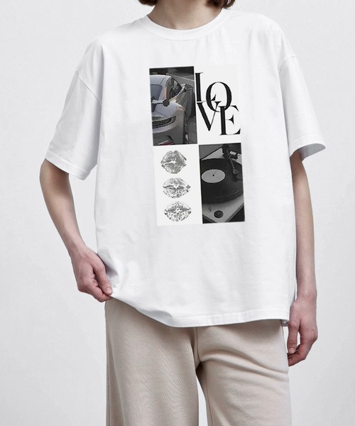 JOHNNY WOLF(ジョニーウルフ)の「FITTOA オーバーサイズ プリント Tシャツ(Tシャツ/カットソー・メンズ・ブラック系2/ホワイト系3/ホワイト系2/ホワイト系1/ブラック×レッド/ブラック/ブラック系1/ホワイト/パープル系その他/ブルー系その他・M/XL/L)」の2枚目の写真