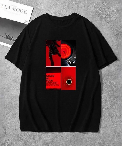 JOHNNY WOLF(ジョニーウルフ)の「FITTOA オーバーサイズ プリント Tシャツ(Tシャツ/カットソー・メンズ・ブラック系2/ホワイト系3/ホワイト系2/ホワイト系1/ブラック×レッド/ブラック/ブラック系1/ホワイト/パープル系その他/ブルー系その他・M/XL/L)」の8枚目の写真