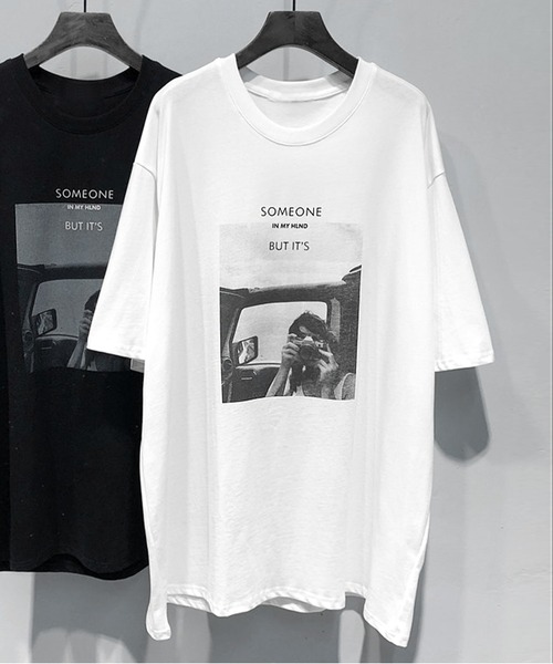 JOHNNY WOLF(ジョニーウルフ)の「FITTOA オーバーサイズ プリント Tシャツ(Tシャツ/カットソー・メンズ・ブラック系2/ホワイト系3/ホワイト系2/ホワイト系1/ブラック×レッド/ブラック/ブラック系1/ホワイト/パープル系その他/ブルー系その他・M/XL/L)」の12枚目の写真