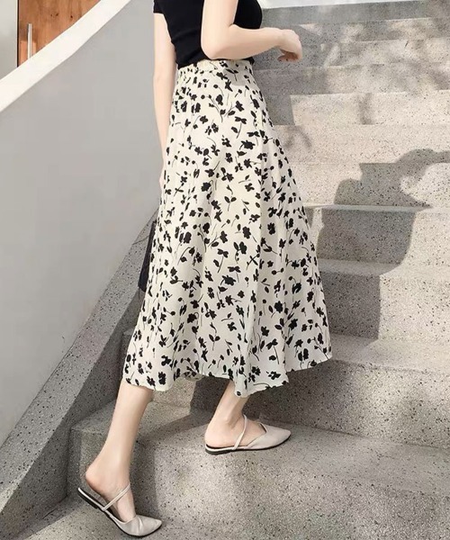 mielu（ミエル）の「フラワーエアリーロングスカート（スカート・レディース・ブルー/ブラック/ホワイト・LARGE/MEDIUM）」の5枚目の写真