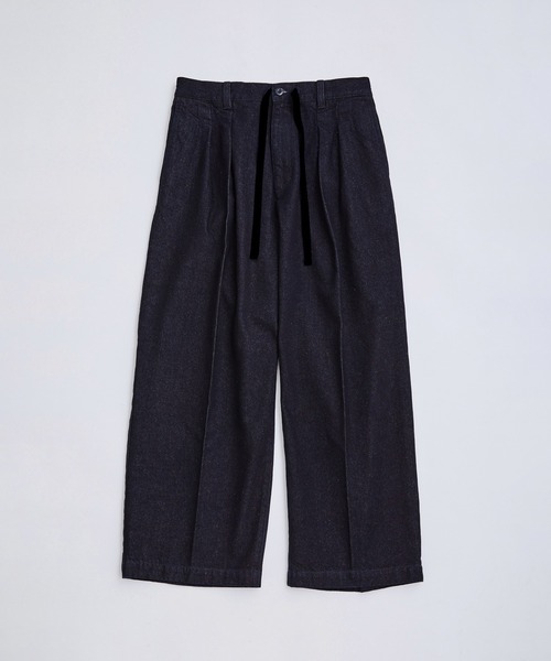 ADAM ET ROPE'(アダムエロペ)の「【WEB限定】2タック ワイドルーズ ドカンパンツ / デニム / オールシーズン着用可能 / ユニセックス(デニムパンツ・メンズ・ブラック系その他/ネイビー・L/M/S)」の16枚目の写真
