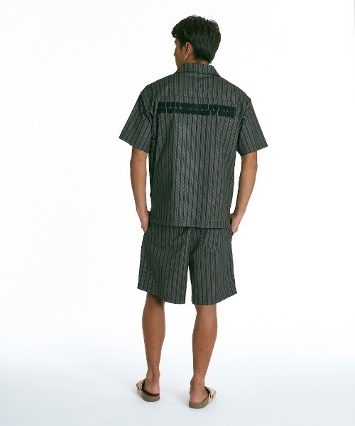 Quiksilver(クイックシルバー)の「クイックシルバー QUIKSILVER SIGN BAGGY SHORTS(その他パンツ・メンズ・チャコールグレー/ブラック・M/L/LL)」の6枚目の写真