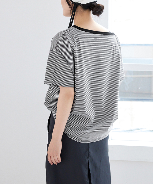 IENA（イエナ）の「FOLKIN' VIOLETTE ROOM ASYMMETRY TEE Tシャツ FVR24407（Tシャツ/カットソー・レディース・ブルー/ブラック・36）」の7枚目の写真