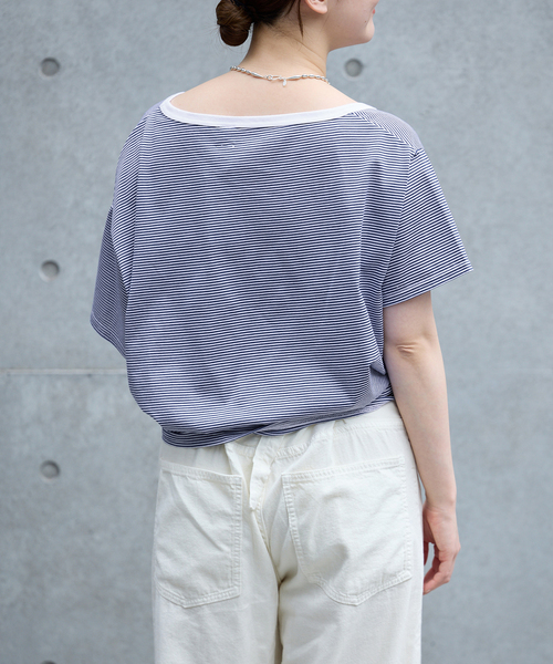 IENA（イエナ）の「FOLKIN' VIOLETTE ROOM ASYMMETRY TEE Tシャツ FVR24407（Tシャツ/カットソー・レディース・ブルー/ブラック・36）」の16枚目の写真
