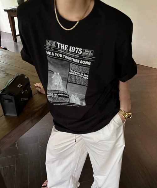 link lot（リンクロット）の「ニュースペーパー・アーカイブ グラフィックT（Tシャツ/カットソー・メンズ・ホワイト/ブラック/ライトグレー・L/M）」の4枚目の写真