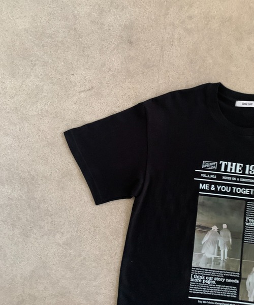 link lot（リンクロット）の「ニュースペーパー・アーカイブ グラフィックT（Tシャツ/カットソー・メンズ・ホワイト/ブラック/ライトグレー・L/M）」の15枚目の写真