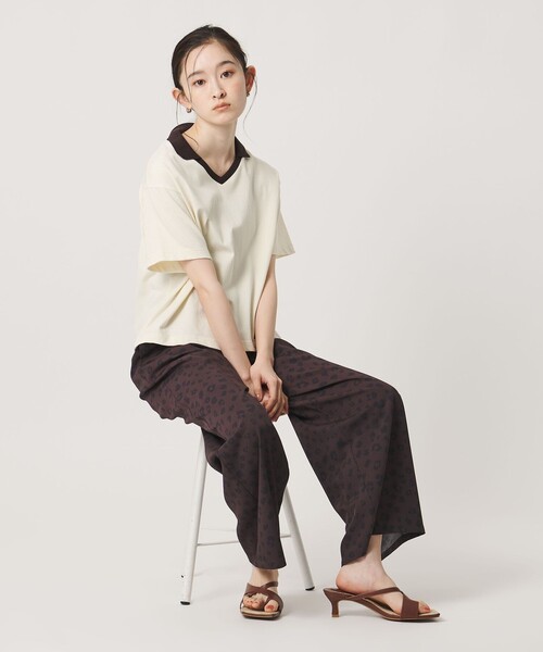 BEAUTY&YOUTH UNITED ARROWS(ビューティーアンドユースユナイテッドアローズ)の「レザーライク サムリング クロス サンダル(サンダル・レディース・ブラック/ブラウン系・36/37/38)」の6枚目の写真