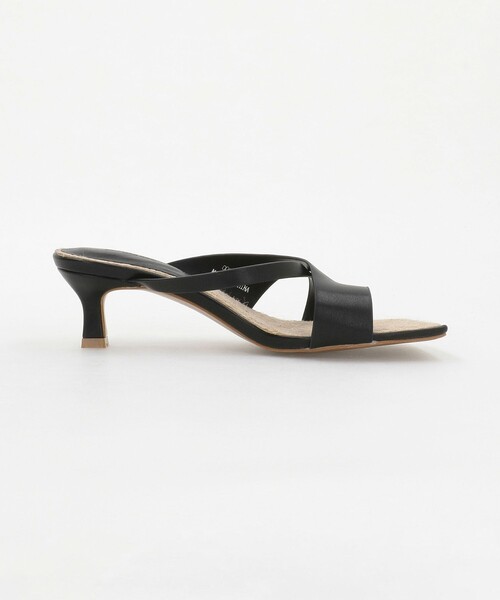 BEAUTY&YOUTH UNITED ARROWS(ビューティーアンドユースユナイテッドアローズ)の「レザーライク サムリング クロス サンダル(サンダル・レディース・ブラック/ブラウン系・36/37/38)」の10枚目の写真