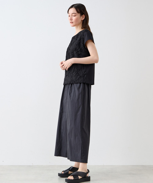 LOGEMENT DE CLAIRE(ロジュモンドクレール)の「【LOURMARIN】テープチュール刺しゅうプルオーバー(Tシャツ/カットソー・レディース・ブラック/アイボリー・FREE)」の13枚目の写真