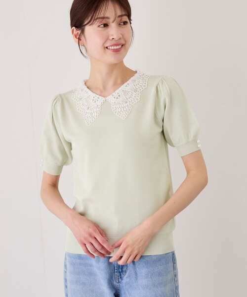Jayro(ジャイロ)の「衿レース+ビジュー半袖ニット(ニット/セーター・レディース・ホワイト/ブラック/ネイビー/ライトグリーン/オレンジ系その他/パープル系その他/ラベンダー・M)」の4枚目の写真