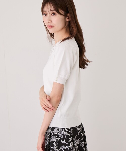 Jayro(ジャイロ)の「衿レース+ビジュー半袖ニット(ニット/セーター・レディース・ホワイト/ブラック/ネイビー/ライトグリーン/オレンジ系その他/パープル系その他/ラベンダー・M)」の14枚目の写真