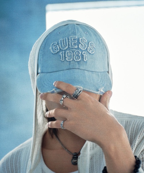Guess（ゲス）の「【WEB限定】[GUESS/ゲス] ウォッシュドデニムキャップ（キャップ・レディース・ブルー・ONE SIZE）」の15枚目の写真