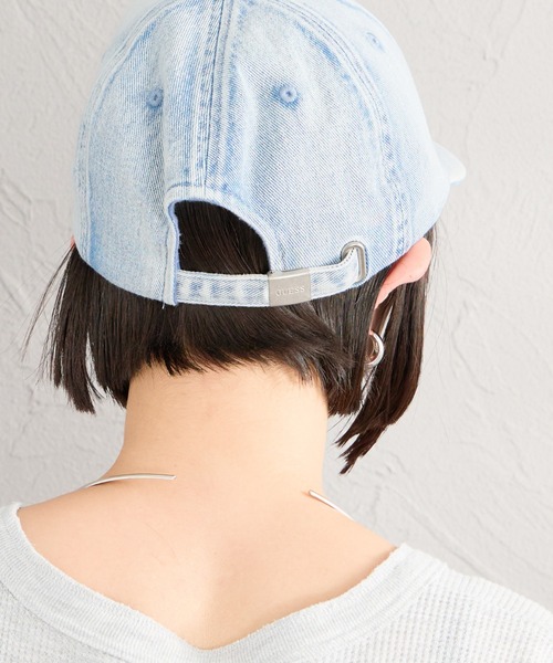 Guess（ゲス）の「【WEB限定】[GUESS/ゲス] ウォッシュドデニムキャップ（キャップ・レディース・ブルー・ONE SIZE）」の9枚目の写真
