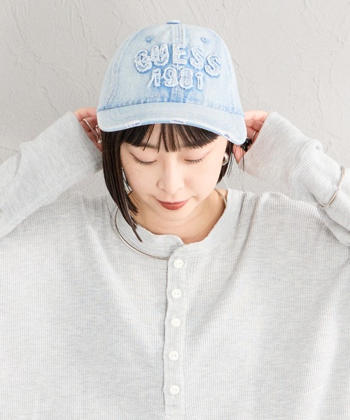 Guess（ゲス）の「【WEB限定】[GUESS/ゲス] ウォッシュドデニムキャップ（キャップ・レディース・ブルー・ONE SIZE）」の16枚目の写真