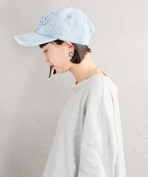 Guess（ゲス）の「【WEB限定】[GUESS/ゲス] ウォッシュドデニムキャップ（キャップ・レディース・ブルー・ONE SIZE）」の18枚目の写真