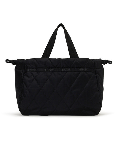 LeSportsac(レスポートサック)の「CHAIN E/W DRAWSTRING BAG ミッドナイトキルトチェーン(ショルダーバッグ・レディース・ブラック・FREE)」の8枚目の写真