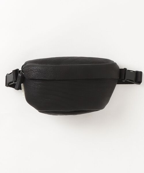 macromauro(マクロマウロ)の「【macromauro】 DEER LEATHER WAIST BAG M(ボディバッグ/ウエストポーチ・メンズ・ブラック/ブラウン・MEDIUM)」の12枚目の写真