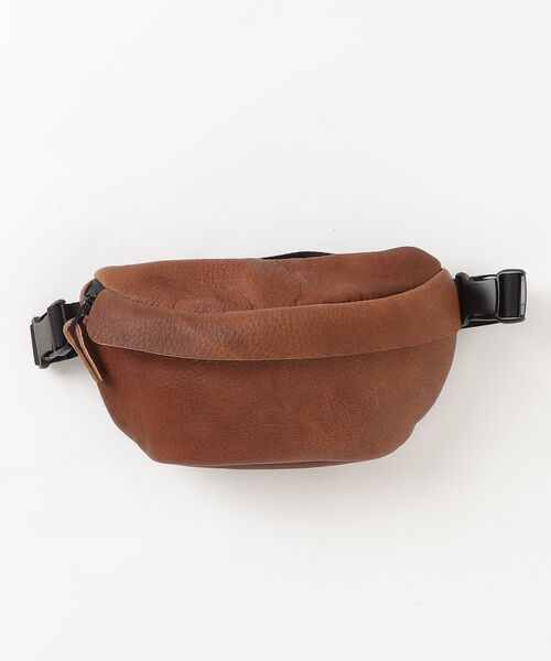 macromauro(マクロマウロ)の「【macromauro】 DEER LEATHER WAIST BAG M(ボディバッグ/ウエストポーチ・メンズ・ブラック/ブラウン・MEDIUM)」の19枚目の写真