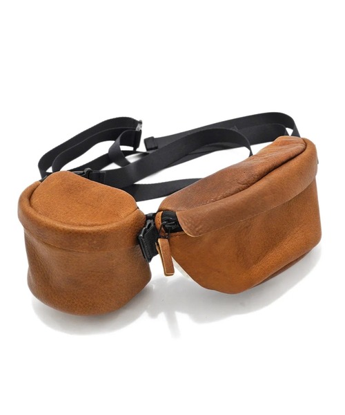 macromauro(マクロマウロ)の「【macromauro】 DEER LEATHER WAIST BAG M(ボディバッグ/ウエストポーチ・メンズ・ブラック/ブラウン・MEDIUM)」の21枚目の写真