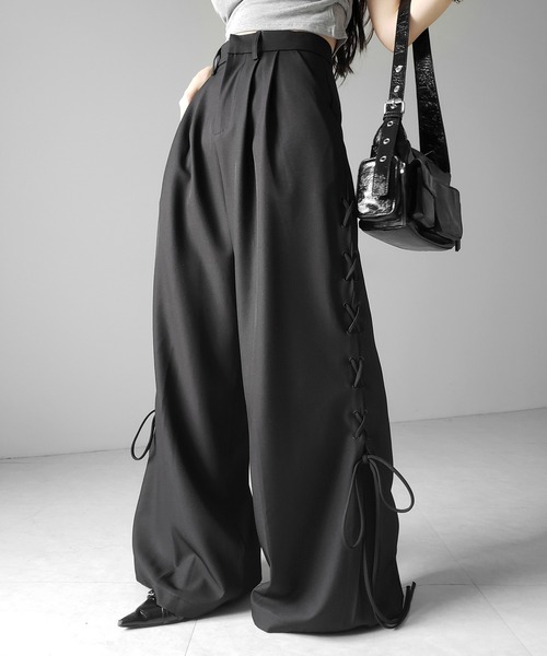 me+em select(ミームセレクト)の「【 2color /4size 】レースアップダブルタックワイドスラックス / laceup double tack wide slacks(スラックス・レディース・ブラック/アイボリー・LARGE/MEDIUM/SMALL/X-SMALL)」の2枚目の写真