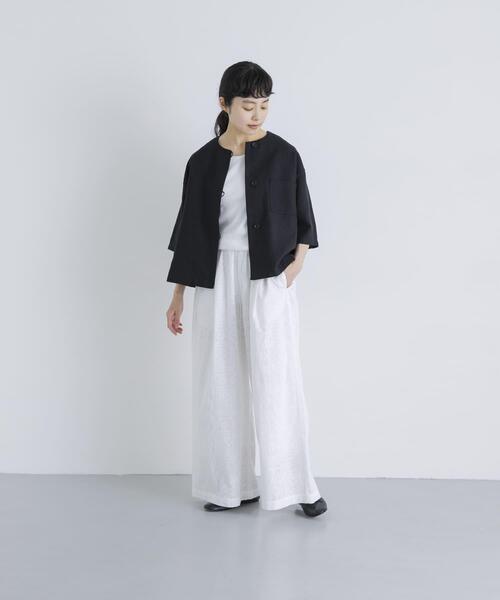 かぐれ（カグレ）の「コットンクロス刺しゅうワイドパンツ（その他パンツ・レディース・オフホワイト/ネイビー・FREE）」の9枚目の写真