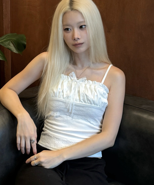 ZEROPLANET(ゼロプラネット)の「ノバレースチューブトップ ホワイト(Tシャツ/カットソー・レディース・その他・F)」の1枚目の写真