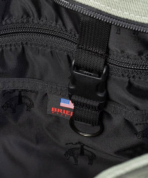 BRIEFING(ブリーフィング)の「Brooks Brothers×BRIEFING ユーティリティヘルメットバッグ(トートバッグ・メンズ・グレー/ネイビー・ONE SIZE)」の10枚目の写真