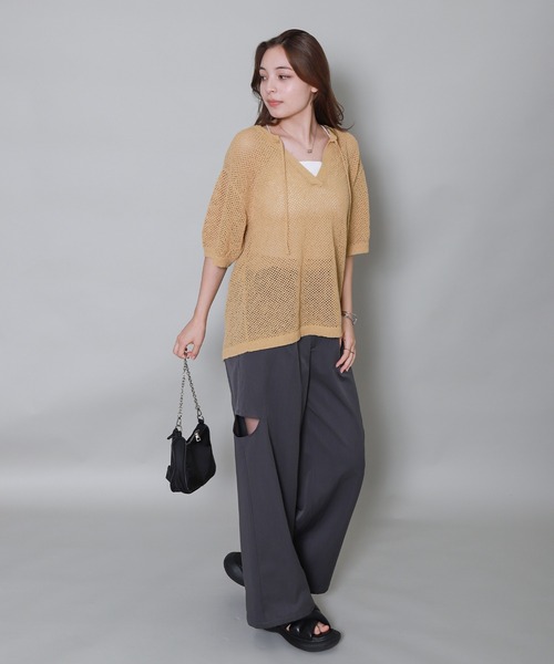 libelle more(リベル モア)の「キーネック透かし編みメッシュニット(ニット/セーター・レディース・ボルドー/イエロー/ブルーグレー/ブラック・M)」の6枚目の写真