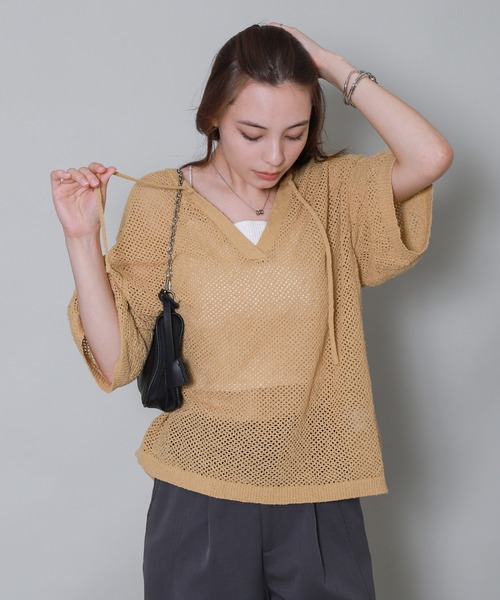 libelle more(リベル モア)の「キーネック透かし編みメッシュニット(ニット/セーター・レディース・ボルドー/イエロー/ブルーグレー/ブラック・M)」の8枚目の写真