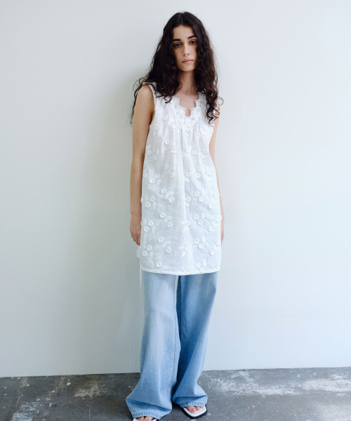 MOHAN(モハン)の「TIR EMBROIDERED COTTON MIDI DRESS_WHITE(ワンピース・レディース・オフホワイト・SMALL/LARGE/MEDIUM)」の5枚目の写真